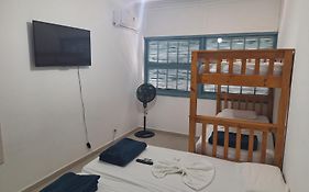 APARTAMENTO INTEIRO 1 dormitório COM AR CONDICIONADO NO BOQUEIRÃO
